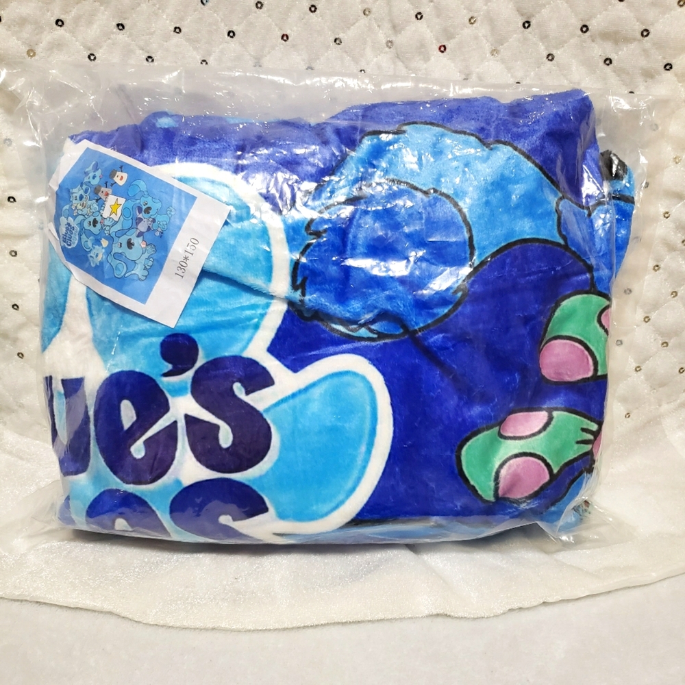 Blue's Clues Soft Throw Blanket